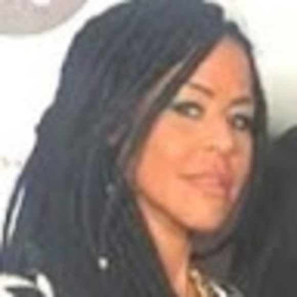 Meet your Posher, Simone - Picture 1 of 1